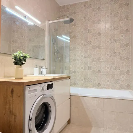 아파트 Kolodzieja Z Balkonem *